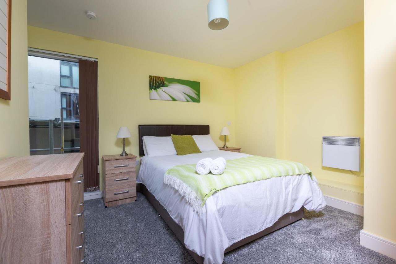 Meridian Bay Apartment Swansea Exterior photo